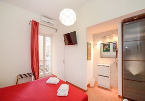 Be First B&B in Rome