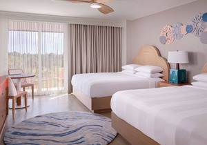 Relaxing Oasis by the Sea! 3 Roomy Units, On-site Pools, Near Bathtub Reef Beach in Stuart
