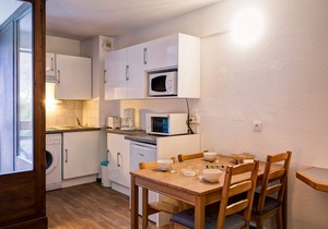 Studio for 4 with WiFi and Parking in Brides-les-Bains in Brides-les-Bains