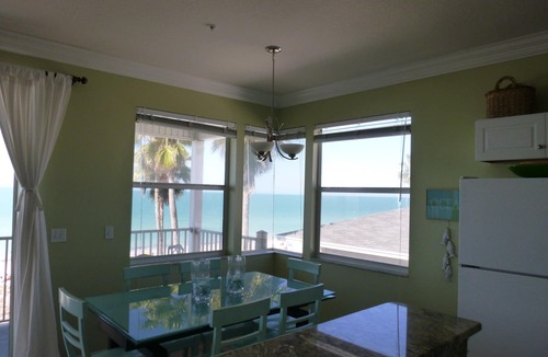 Indian Rocks Beach Condo | Beachfront Condo w/breathtaking full ocean & pool views, Top Flr, Small complex