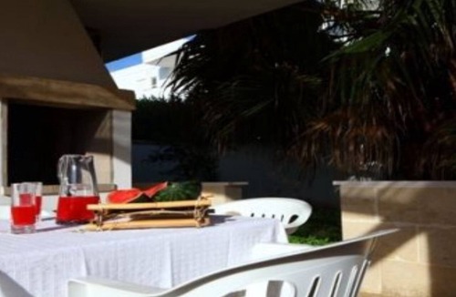 Torre Mozza Apartment | Ground-floor Studio Apartment with Garden - Afrodite