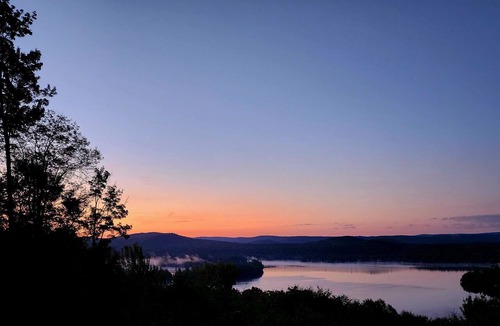 Town of Webb House | Spectacular Panoramic Views in a Private Setting with ADK 5 Star Accomodations