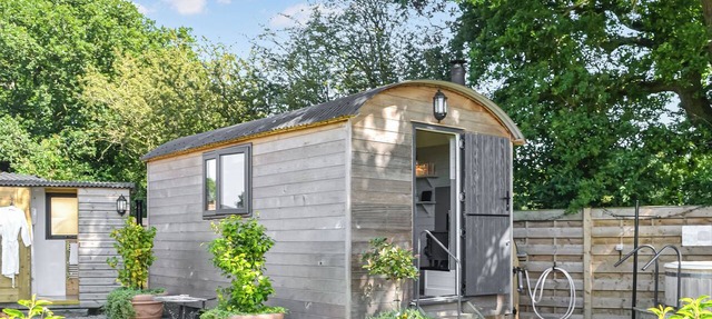 1 bedroom accommodation in Strensall, near York in Low Catton