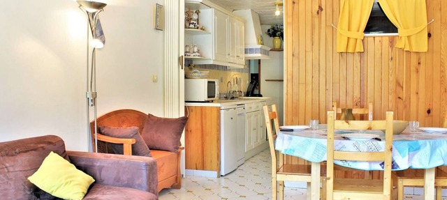 2-Room Apartment, Sleeps 6, Ski-in/Ski-out, South Facing, Pets Allowed in Risoul
