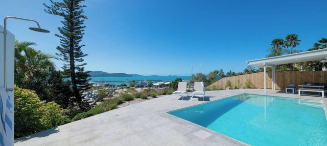 Airlie On Airlie 3 Bedroom in AIRLIE BEACH