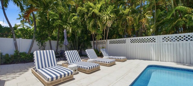 Aug Sep month available! 2B 2BA w POOL 4min to Fort Lauderdale beaches . Messi in Fort Lauderdale