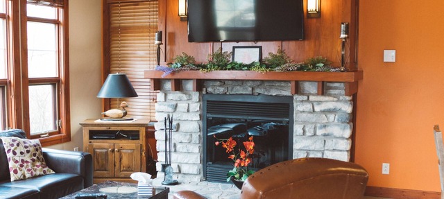 Beautiful Getaway Mont Tremblant 2 bedrooms 2 bath in Mont- Tremblant