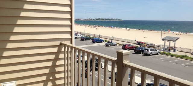 Beautiful ocean front condo with private balcony , HAMPTON BEACH! in Hampton