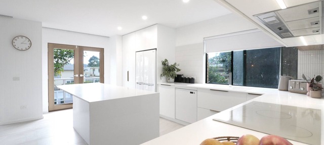 Bellvilla - Kingfisher: 5 bedroom upstairs and downstairs in Merimbula
