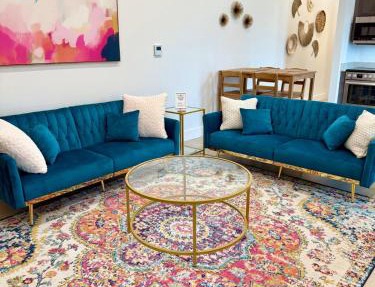 Boho Bliss Downtown Apartment in Historic Pilot Mountain in Pilot Mountain