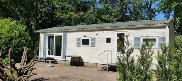 Chalet met Omheinde Tuin nabij Bos | De Veldkamp in Epe