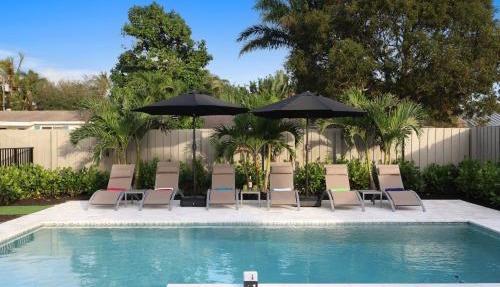 Coastal Palms House in Boynton Beach
