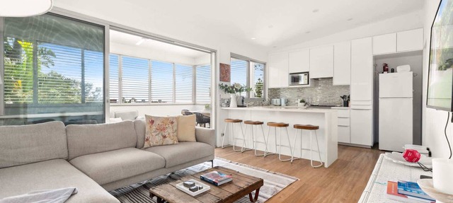 Collaroy Beach Retreat | 2-Bed,Garden & Ocean View in Collaroy