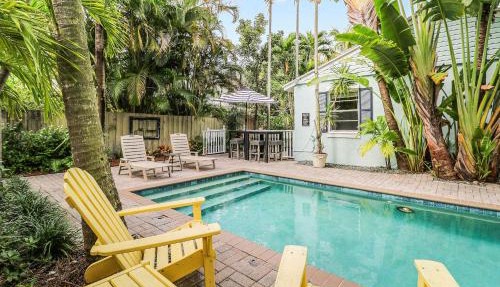 Cottage 2 on Penn - With Pool in West Palm Beach
