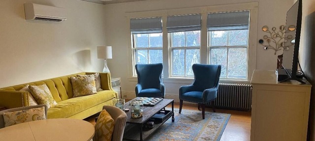 DISTINGUISHED COLLEGE HILL LOCATION: BEAUTIFUL 2 BEDROOM APARTMENT in Providence