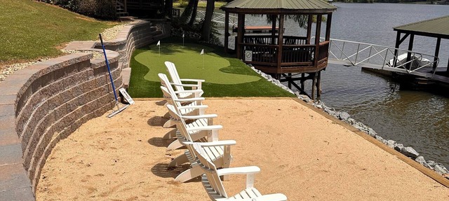 Firefly Lakefront Estate Dock + Beach + Kayaks in Belmont
