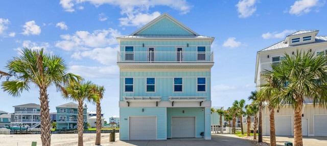 Grand Paradise, Navarre Beach in Navarre
