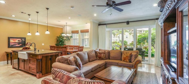 Ground Floor Luxury Penthouse in Poipu Kai in Koloa