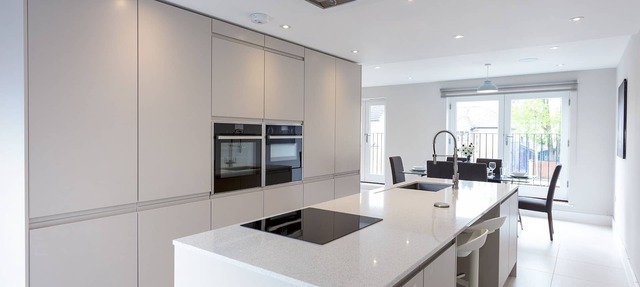 Immaculate Central Windsor Town House in Windsor