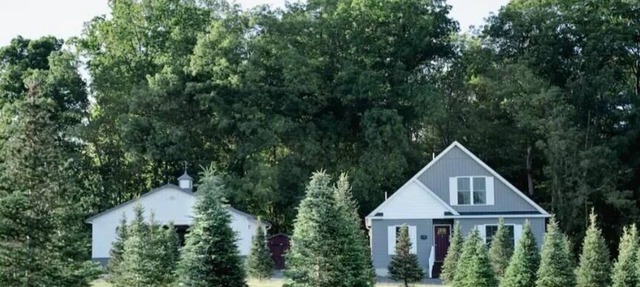 Luxury on Seneca Wine Trail, 3 King Beds with Awesome Country View in Watkins Glen