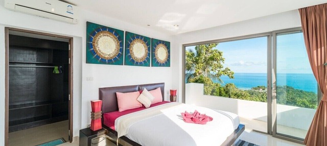 Luxury Retreat Awaits Exquisite Villa for Rent with Breathtaking Views. in Chang Wat Surat Thani