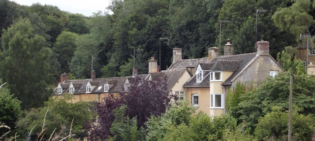Meadow Brook Cottage - a Cotswold cottage that sleeps 4 guests in 3 bedrooms in Blockley