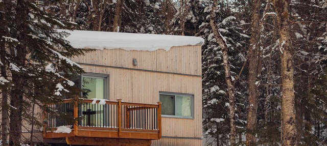 Micro-Cabine in the Mountains | Solstice 6 in Saint-Philémon