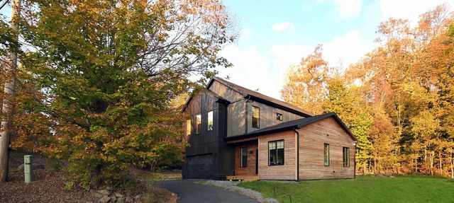 Modern Mountain View Chalet in Windham in Windham