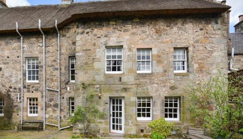 Moncrieff House in Falkland