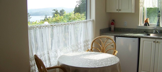 Moonlit Cove B&B in Sooke