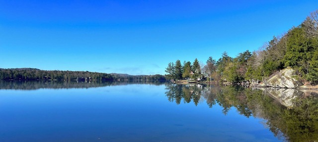 Newly remodeled-Lakefront cabin on 4th Lake w/dock & kayaks. Trail 5 Access in Old Forge