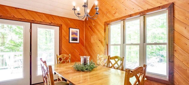 Private Home w/A/C, Fire Pit & Hot Tub - Gnarnia in Davis