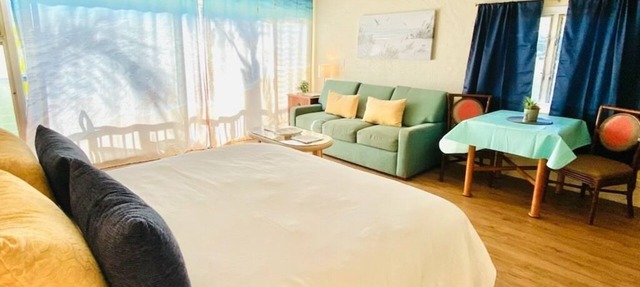 Private Prince Kuhio Studio Sleeps 4. A/C and Plenty of Ocean Breeze in Koloa