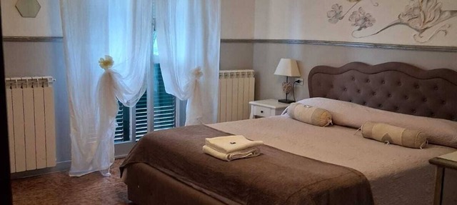 SeafrontApartment with Terrace&BayView Near 5Terre and Portovenere. Pet-Friendly in Le Grazie