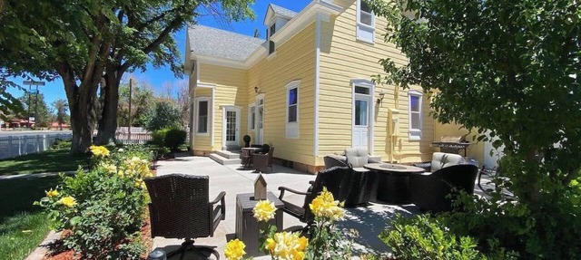 Southern Elm: 1905 Victorian in Kanab, UT in Kanab