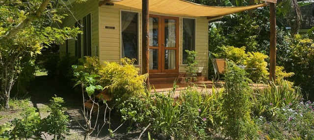 Studio with Ocean View in Somosomo