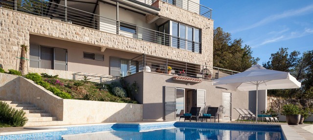 Stunning SEA VIEW: Modern luxury villa;250m2 terraces;big pool &garden,BBQ,sauna in Podgora