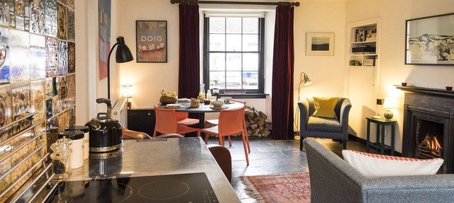 Stylish fisherman's cottage in heart of pretty harbour village, pet-friendly. in Saint Monans