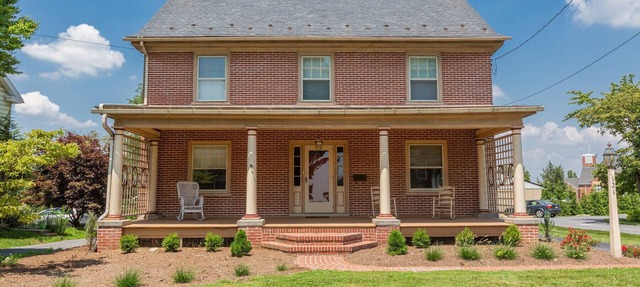The Scheaffer House, Lancaster, Historic charm, Central location in Leacock-Leola-Bareville