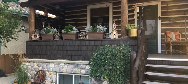 Two Bedroom, Two Bathrooms, Full Kitchen, Private Laundry, Living Room Apartment in Jasper