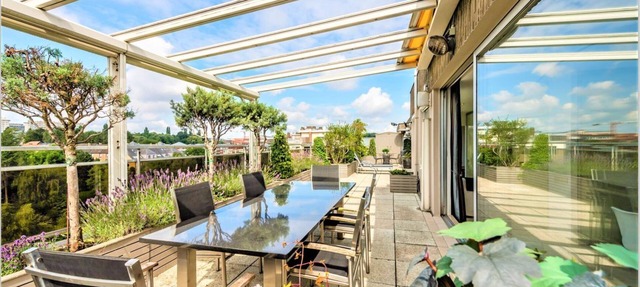 Unique in Brussels : luxuous penthouse (160m2 + 80m2) panoramic view. in BRUXELLES