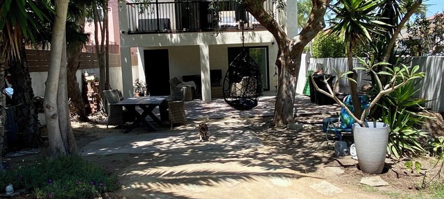 Upscale, Family Friendly Coastal Retreat. 2 Blocks from So Cal’s, Seal Beach in Seal Beach