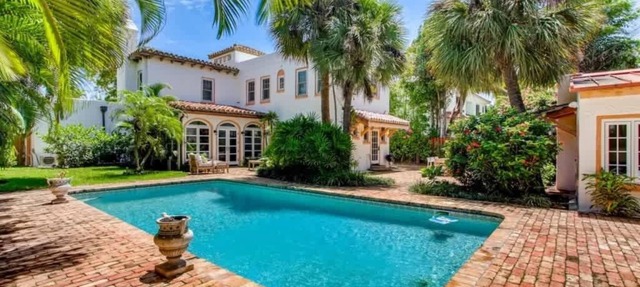 Villa Blanca - Lush Serenity in a Classic Mediterranean Revival Villa in West Palm Beach