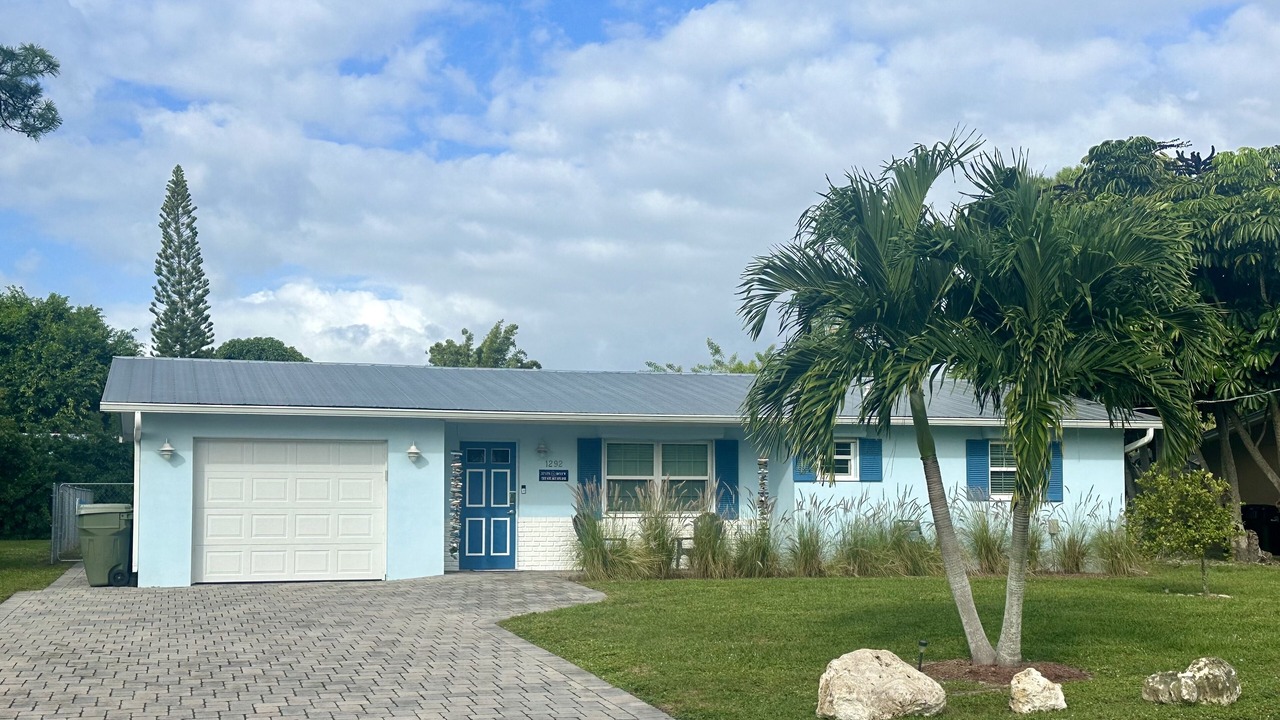 Photo of Others in Stuart
