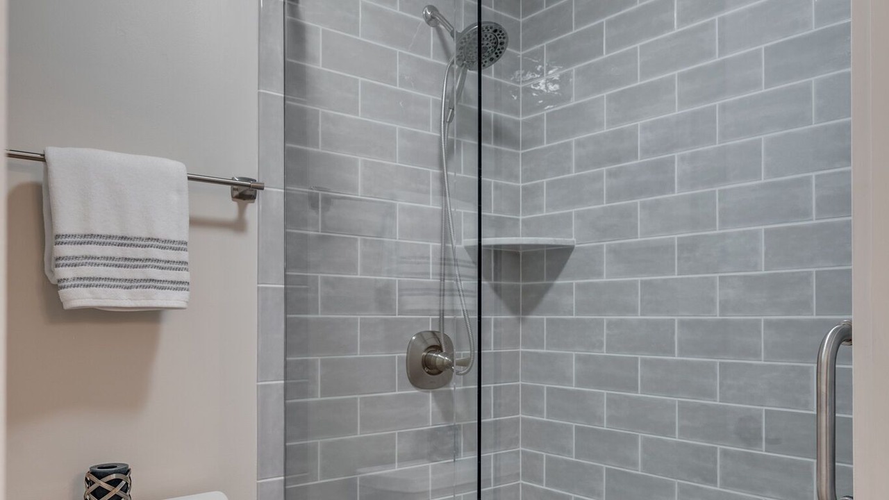 Photo of Bathroom in North Capitol