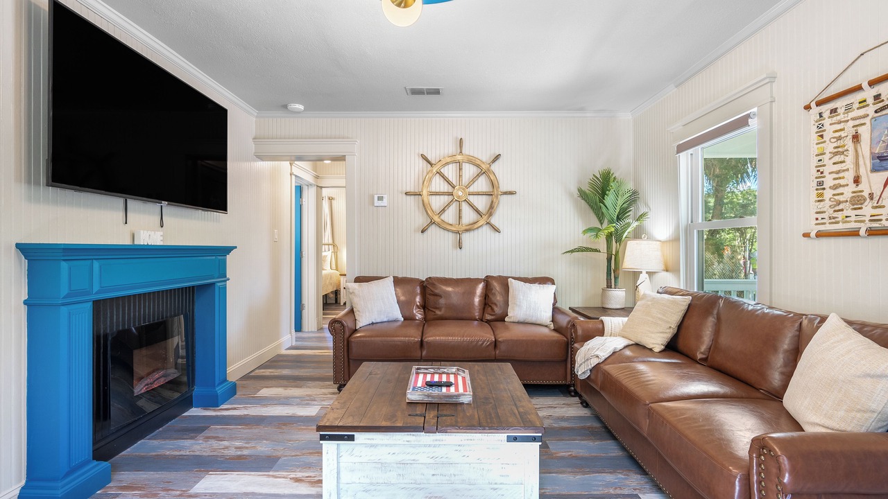 Photo of Livingroom in Pensacola