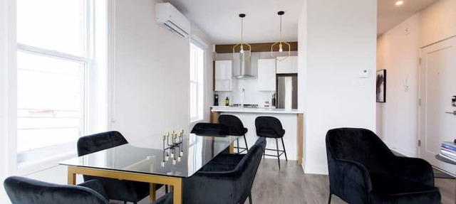 Stunning 1 Bedroom in Mile End by Denstays in Montreal