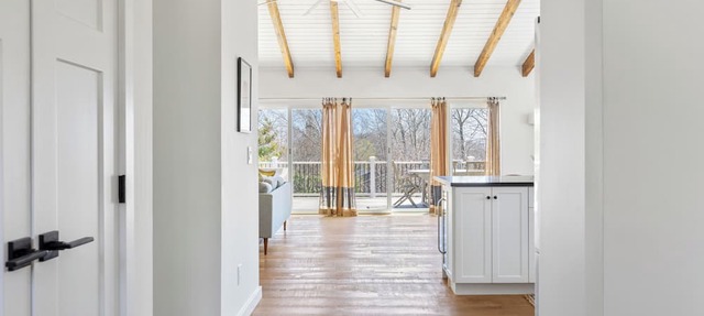 Chic Coastal Cottage In Hither Hills, Montauk. Private Ocean Access in Montauk