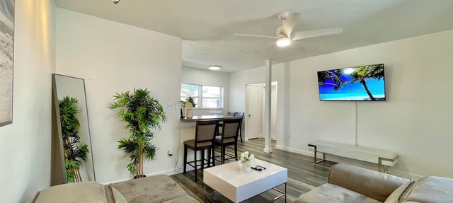 2301/U1-Comfy-Beachfront-Central-1-bedroom-apartment-with-AC-in-Fort-Lauderdale in Fort Lauderdale