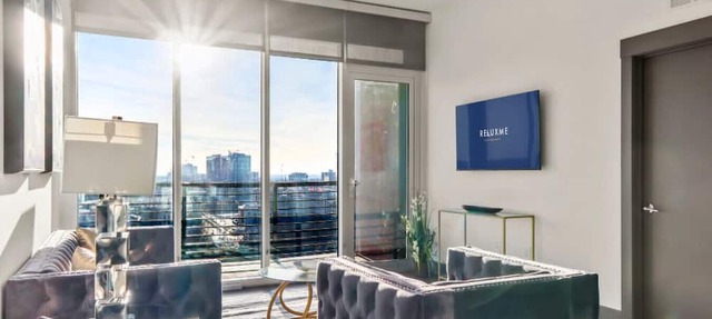 Reluxme | City Center High-Rise King 2BR + Skyline in Charlotte